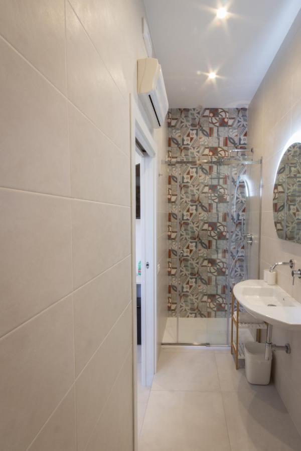 Villa Valverde Apartments E B&B タオルミーナ エクステリア 写真