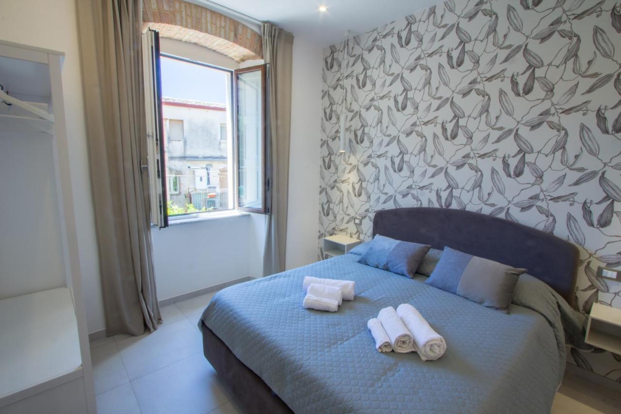 Villa Valverde Apartments E B&B タオルミーナ エクステリア 写真
