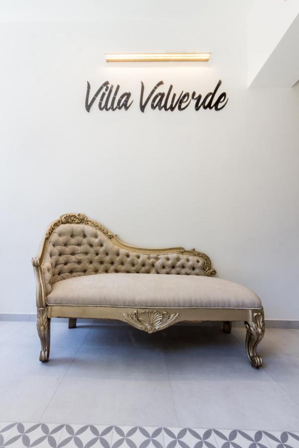 Villa Valverde Apartments E B&B タオルミーナ エクステリア 写真