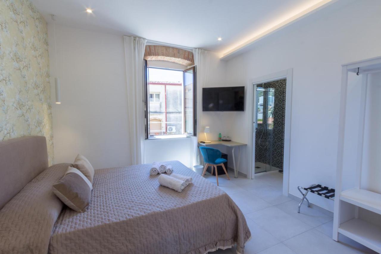 Villa Valverde Apartments E B&B タオルミーナ エクステリア 写真